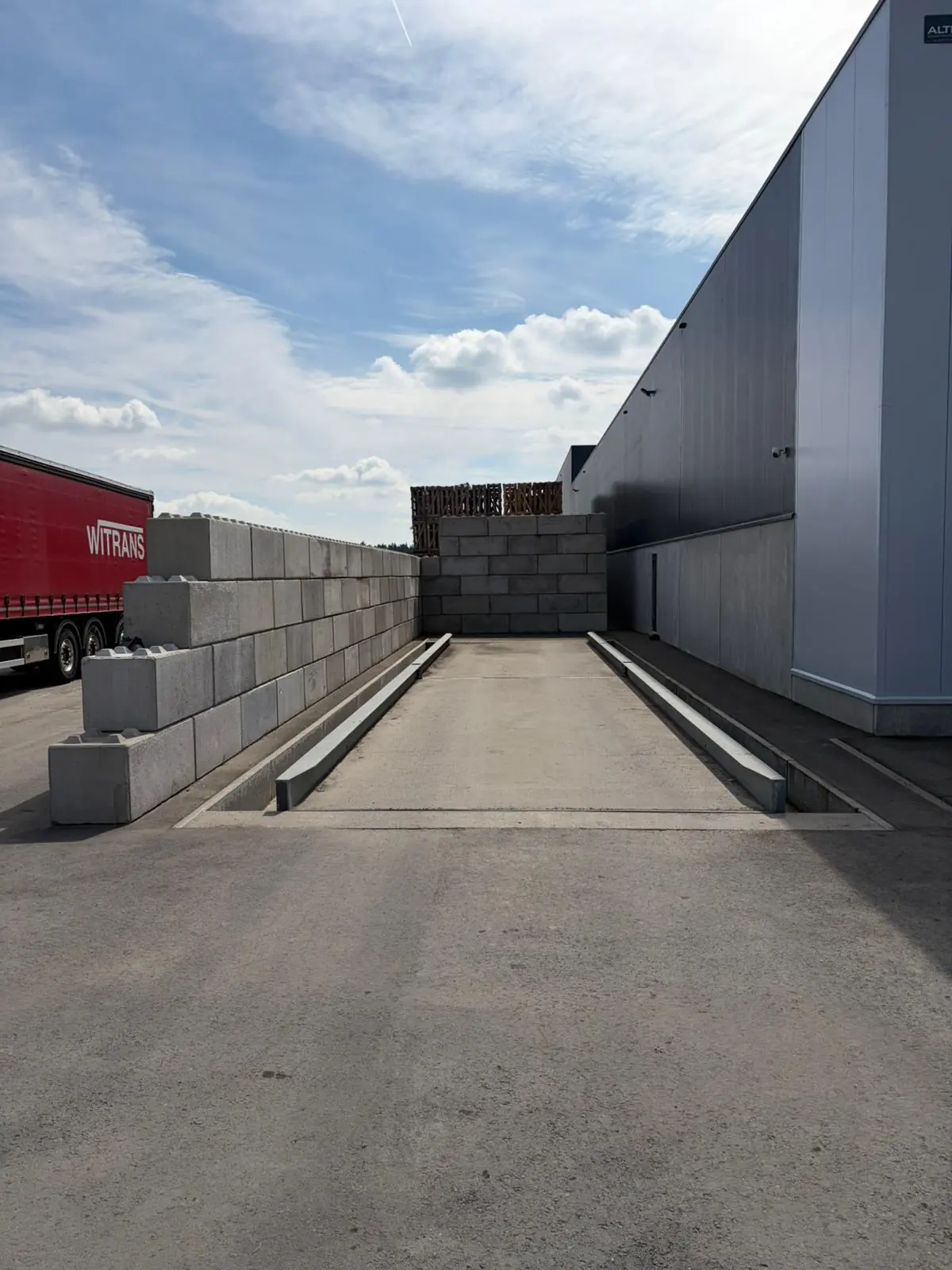 Pont à peser sur le site Witrans à Bastogne